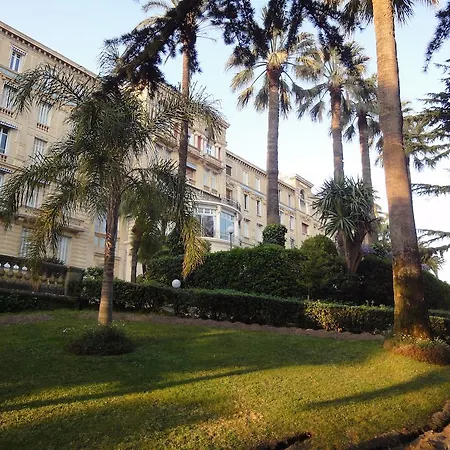 Deluxe Parc Continental *
